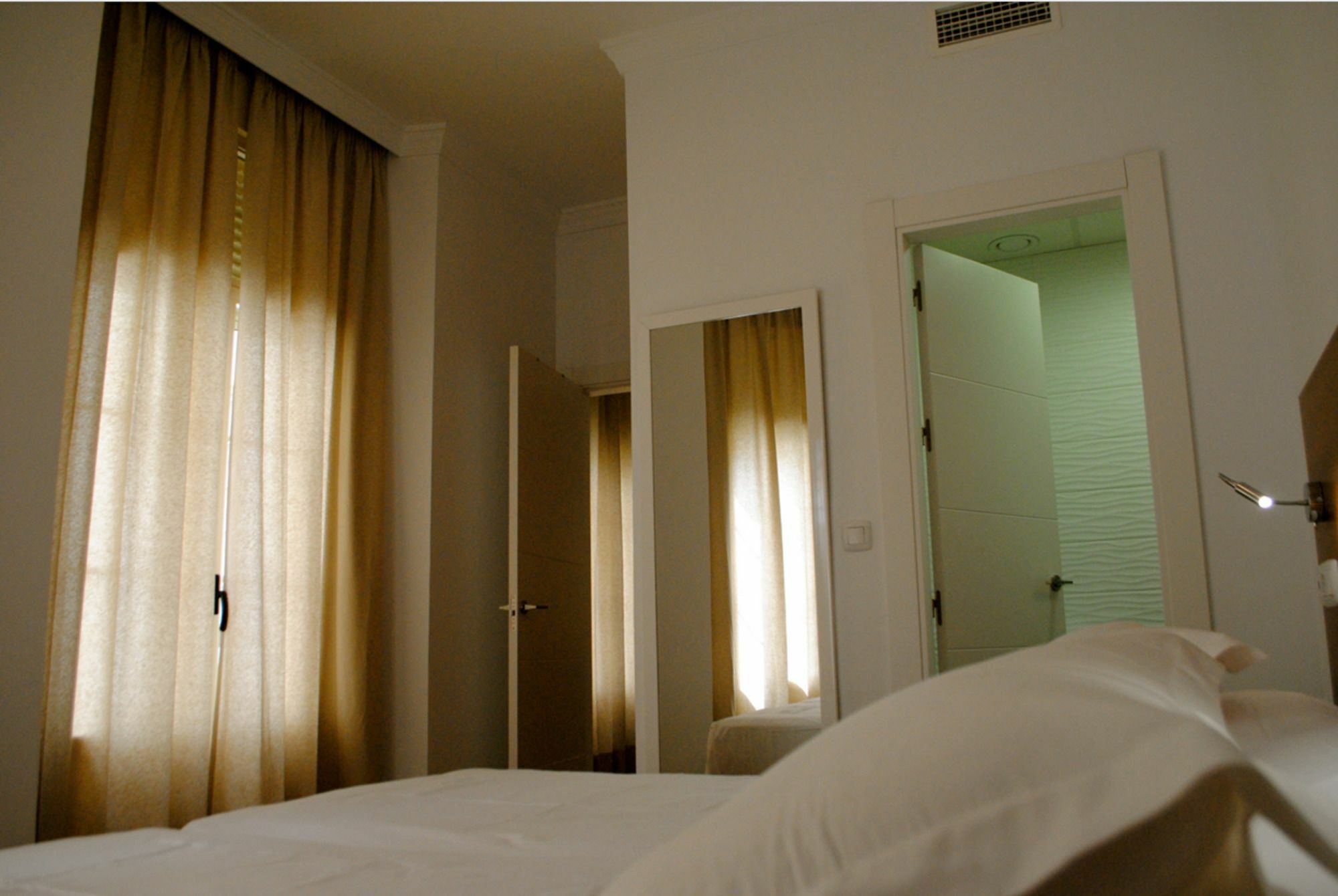 Apartamentos Dona Carmen Málaga Exteriör bild